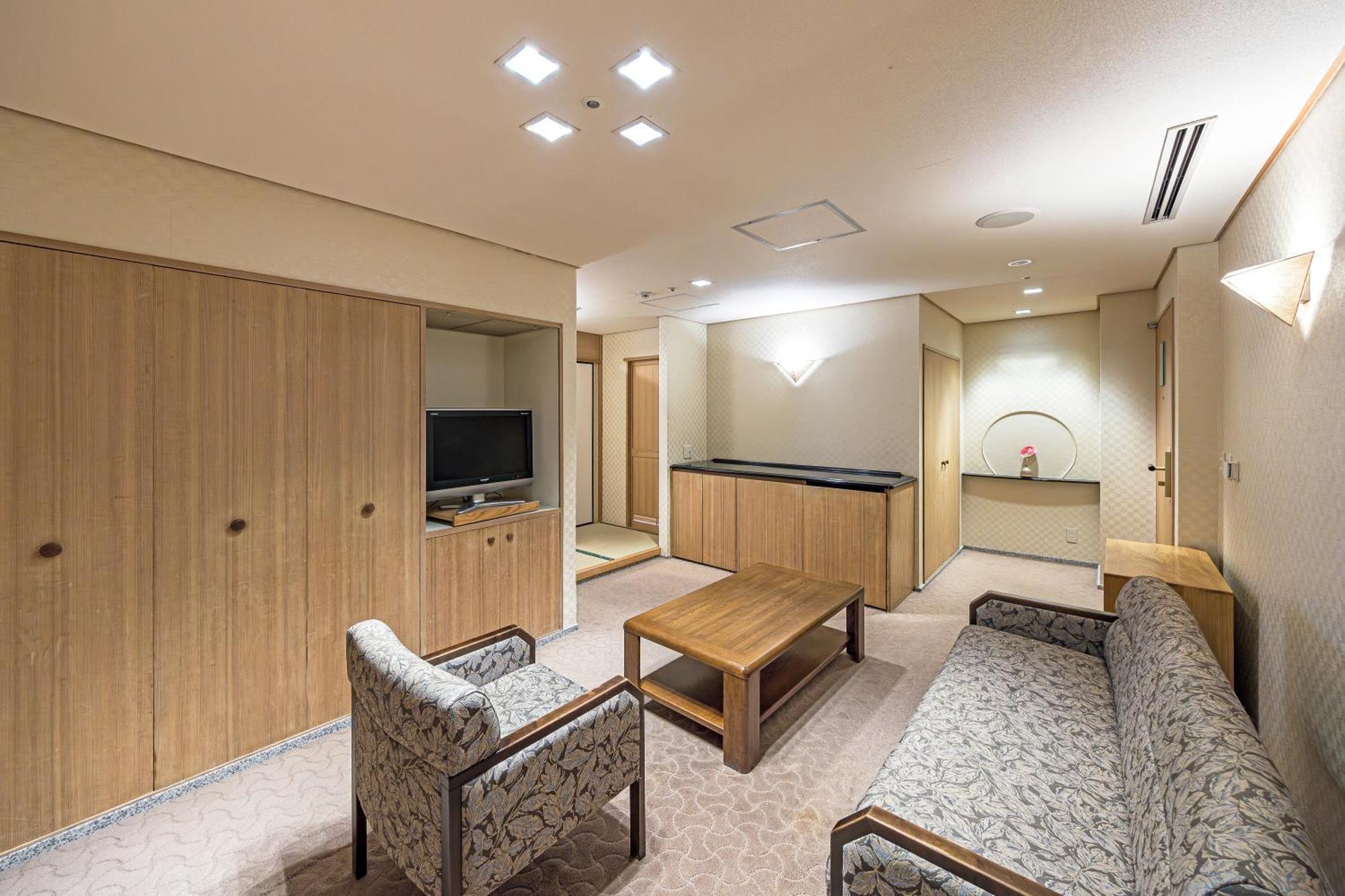 Hotel Okura Tokyo Bay Urayasu Exterior foto